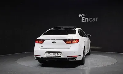 Kia K7 2017, 159297 км, за 5827.81 USD