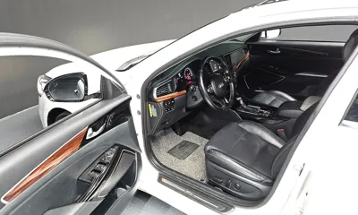 Kia K7 2017, 159297 км, за 5827.81 USD - фото 10