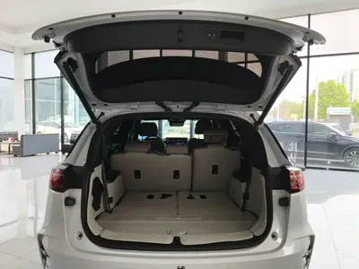 BYD Tang New Energy 2024, 25000 км, за 15538.25 USD - фото 15