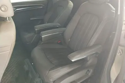 Volkswagen Viloran 2020, 88400 км, за 23233 USD - фото 20