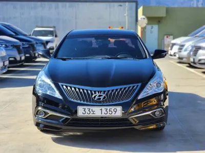 Hyundai Grandeur 2015, 219229 км, за 3105.38 USD