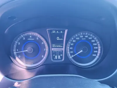 Hyundai Grandeur 2015, 219229 км, за 3105.38 USD - фото 8