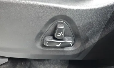 KG_Mobility_Ssangyong Rexton 2019, 32905 км, за 10671.08 USD - фото 32