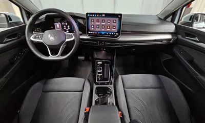 Volkswagen Golf 2025, 4187 км, за 25534.99 USD - фото 7