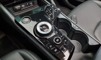 Kia Sportage 2022, 53619 км, за 17781.61 USD - фото 9