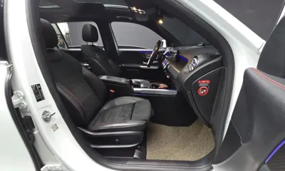 Mercedes-Benz GLB-Class 2021, 42599 км, за 21136.44 USD - фото 11