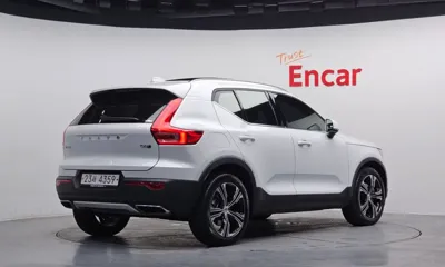 Volvo XC40 2020, 25367 км, за 19359.1 USD