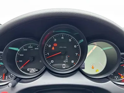 Porsche Cayenne 2017, 100000 км, за 25460.79 USD - фото 9
