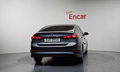 Hyundai Avante 2016, 154732 км, за 4160.44 USD