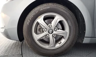 Hyundai Avante 2016, 154732 км, за 4160.44 USD