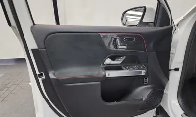 Mercedes-Benz GLB-Class 2021, 52190 км, за 20000.01 USD - фото 24