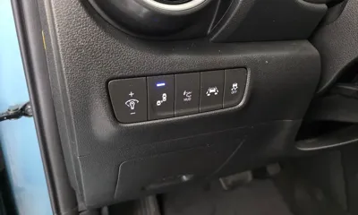 Hyundai Kona 2018, 94737 км, за 7866.21 USD - фото 28