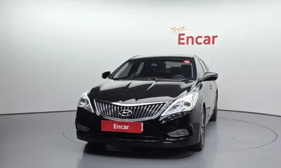 Hyundai Grandeur 2013, 178047 км, за 3938.56 USD