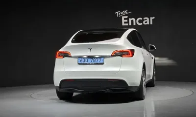 Tesla Model Y 2023, 46023 км, за 24696.08 USD
