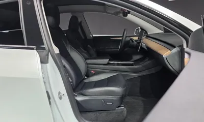 Tesla Model Y 2023, 46023 км, за 24696.08 USD - фото 26