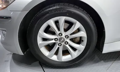 Hyundai Genesis 2012, 147424 км, за 2776.31 USD