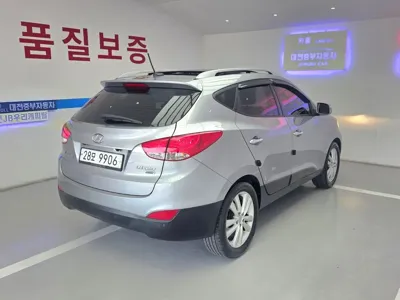 Hyundai Tucson 2012, 66495 км, за 4485.47 USD