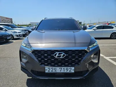 Hyundai Santafe 2019, 122223 км, за 11105.24 USD