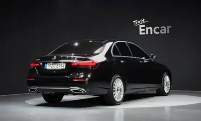 Mercedes-Benz E-Class 2022, 68046 км, за 21483.36 USD