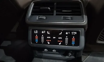 Audi A7 2023, 58741 км, за 36156.37 USD - фото 33