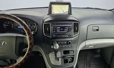Hyundai Starex 2019, 110323 км, за 9058.68 USD - фото 13