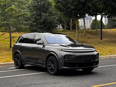 Li Auto Li L7 2023, 63000 км, за 26338.51 USD