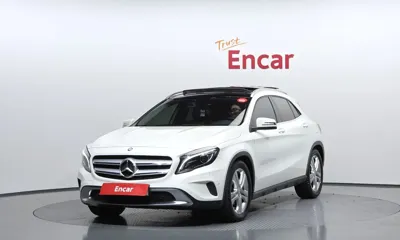 Mercedes-Benz GLA-Class · 2015 год
