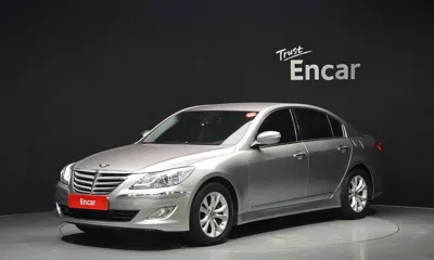 Hyundai Genesis · 2012 год