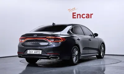 Hyundai Grandeur 2018, 84244 км, за 8857.75 USD