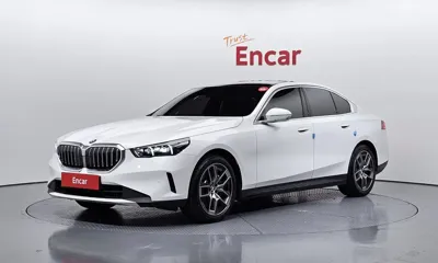 BMW 5-Series · 2024 год