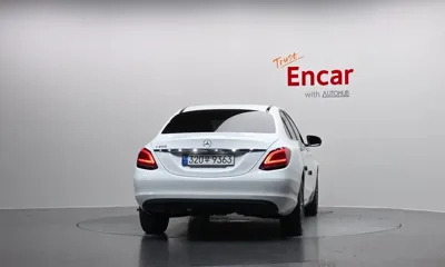 Mercedes-Benz C-Class 2019, 19433 км, за 16213.73 USD