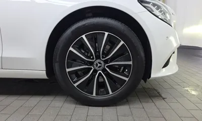 Mercedes-Benz C-Class 2019, 19433 км, за 16213.73 USD - фото 21