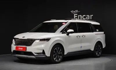 Kia Canival · 2021 год