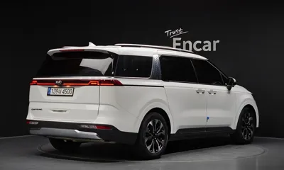 Kia Canival 2021, 76941 км, за 17723.51 USD