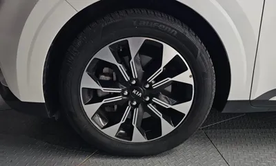 Kia Canival 2021, 76941 км, за 17723.51 USD