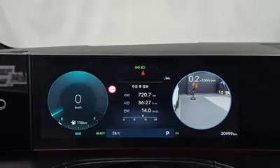 Hyundai Santafe 2024, 20999 км, за 25534.99 USD - фото 8