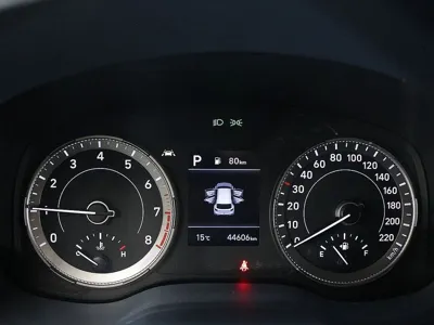 Hyundai Venue 2020, 44591 км, за 10213.38 USD - фото 6