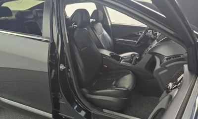 Hyundai Grandeur 2016, 126275 км, за 5420.42 USD - фото 12
