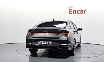 Hyundai Avante 2021, 79033 км, за 10496.26 USD