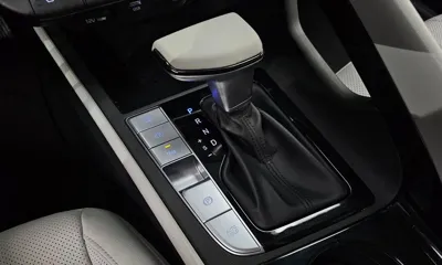 Hyundai Avante 2021, 79033 км, за 10496.26 USD - фото 9