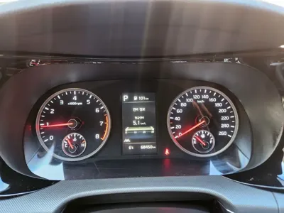 Kia K5 2020, 68440 км, за 11093.61 USD - фото 8