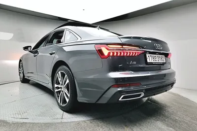 Audi A6 2020, 61701 км, за 19372.03 USD