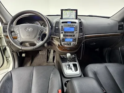 Hyundai Santafe 2012, 185398 км, за 2073.72 USD