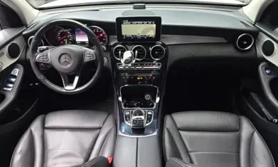Mercedes-Benz GLC-Class 2019, 101918 км, за 15547.76 USD - фото 7