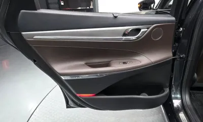 Hyundai Grandeur 2020, 117145 км, за 14657.99 USD - фото 25