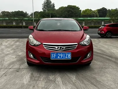 Hyundai Elantra Langdong 2014, 130000 км, за 2471.99 USD