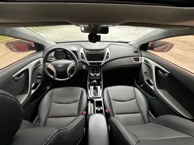 Hyundai Elantra Langdong 2014, 130000 км, за 2471.99 USD