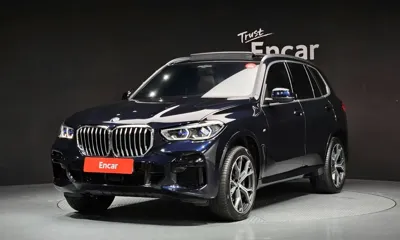 BMW X5 · 2022 год