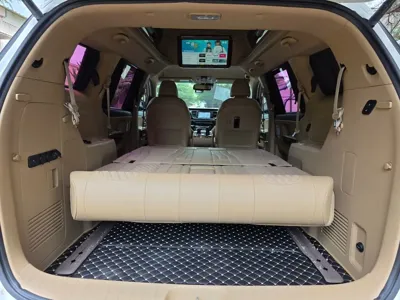 Kia Canival · 2016 год