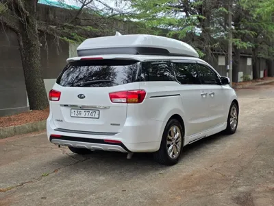 Kia Canival 2016, 100999 км, за 10928.97 USD